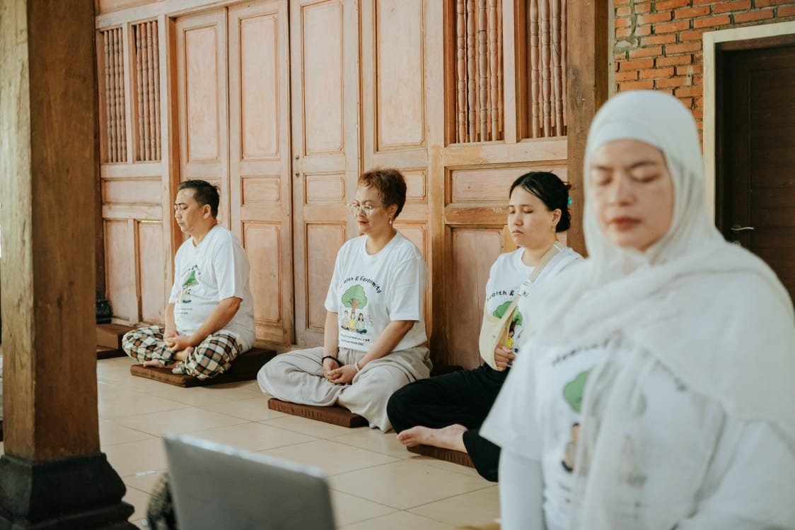 Meditasi Bali Usada: Pelita Pemulihan Bagi Odapus di Hari Lupus Sedunia 2025. foto: Istimewa
