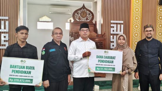 ITF UIN Ar-Raniry salurkan Rp422 juta bantuan UKT untuk 192 mahasiswa disertai pembinaan karakter Islami dan kepemimpinan berintegritas. foto: Dok Kemenag