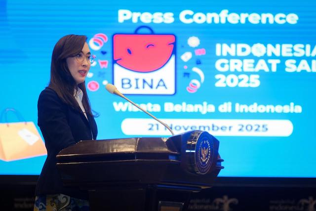 Menpar luncurkan BINA Indonesia Great Sale 2025, libatkan 380 perusahaan dan 400 mal. Diskon 20–80% dan target transaksi Rp30 triliun. Foto: kemenpar.go.id