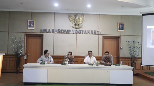 Transformasi digital Indonesia berbasis AI diperkuat lewat infrastruktur, inovasi, dan keamanan siber nasional demi kedaulatan dan keberlanjutan. foto: Istimewa